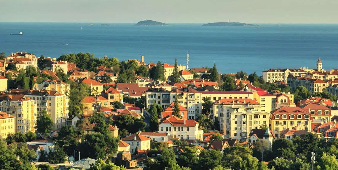 Qingdao: Beer, Sea & Old Streets
