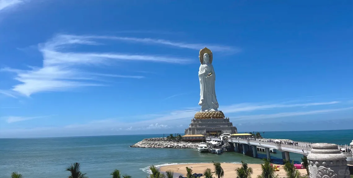 China's Tropical Island Escape