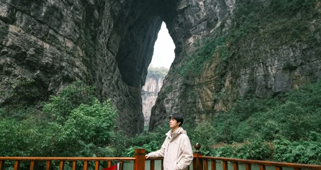 生成横图(无人物、明亮) 2 1024x542 (1)