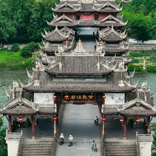 Leshan Giant Buddha: Mountain, River & Huanglongxi