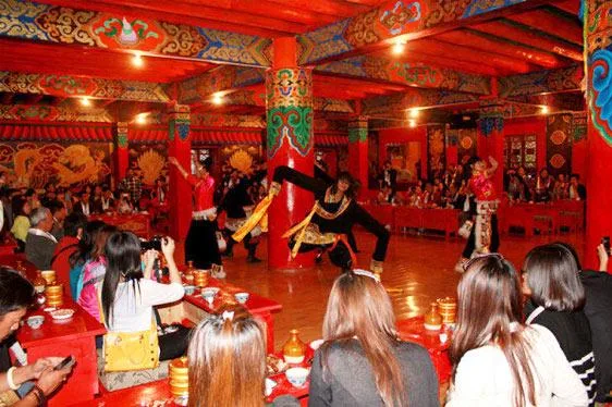 Experience Tibetan and Qiang Ethnic Customs
